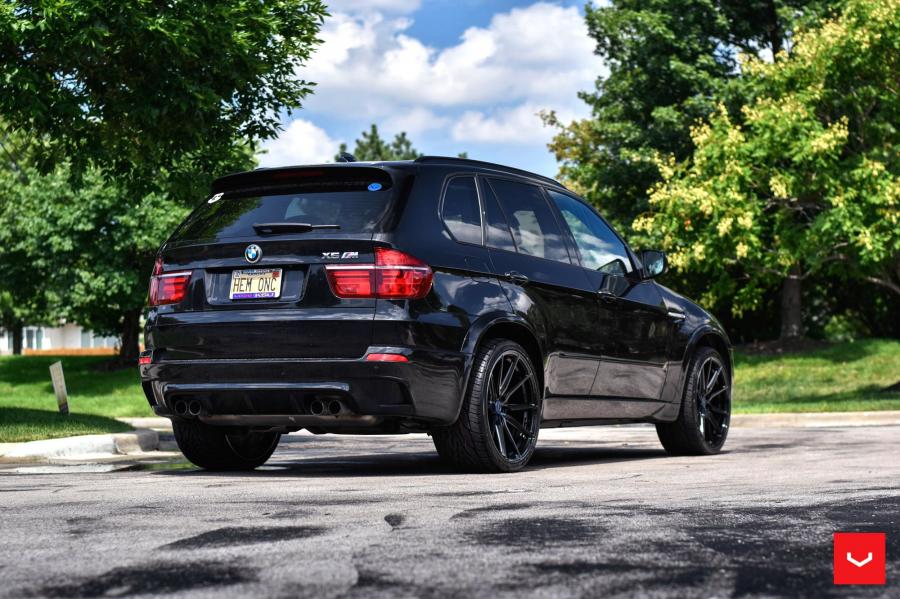  BMW X5 M on Vossen Wheels (HF-3) 2019 года  (фото 3 из 5)